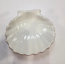 NEW PICKARD China "Signature Gold White" Shell Dish AUTHORIZED DEALER
