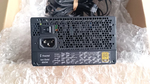 Fractal Design Ion Gold 850W PC ATX 80 Plus Gold power supply
