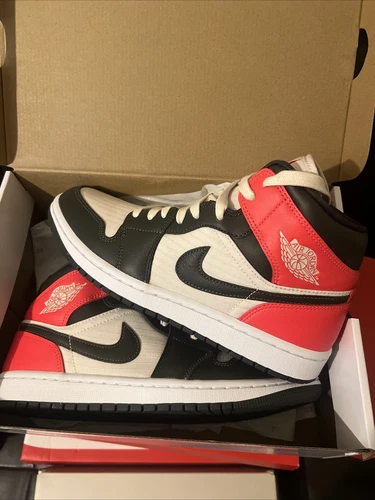 Nike Air Jordan 1 Mid