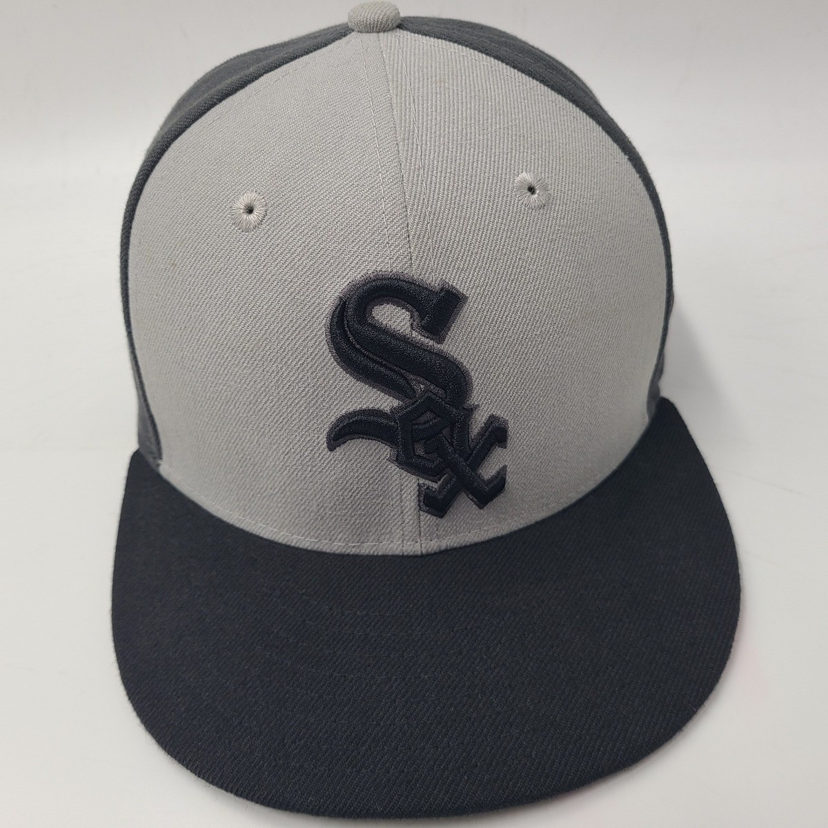 Chicago White Sox Hat Fitted 7 3/8 New Era 59Fifty Gray Black MLB