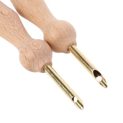 2 Pcs/Set Wooden Handle Sewing Embroidery Pens Ergonomic Design Weaving Tools