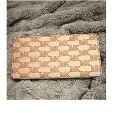Michael Kors Beige Brown Logo Zip-Around Women  s Wallet, Credit Card Folding