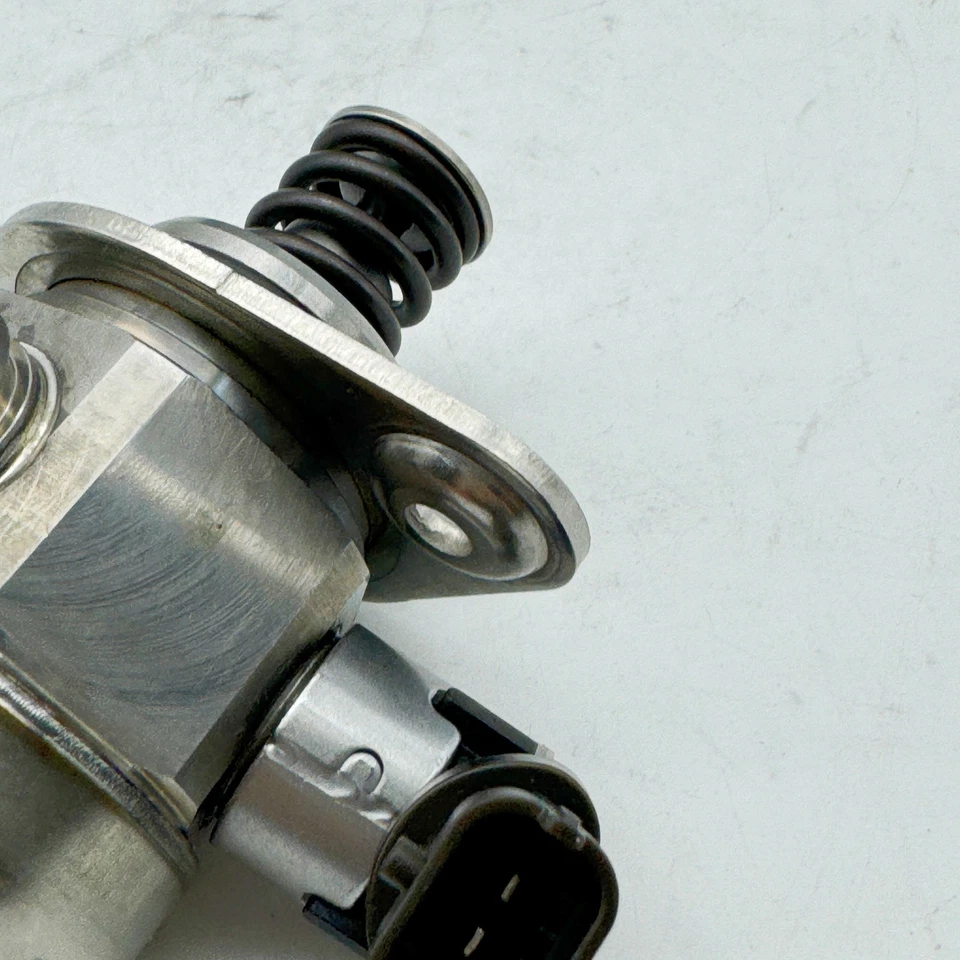 0261520201 Bomba de combustible de alta presión para 15-22 Hyundai Kia modelos 2,4 L 35320-2GGA0 Foto 4 de 4