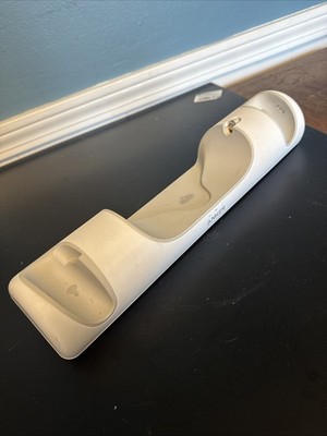 Anker Y1010 Charging Dock With USB Cord For Oculus Quest 2 - White No Cord