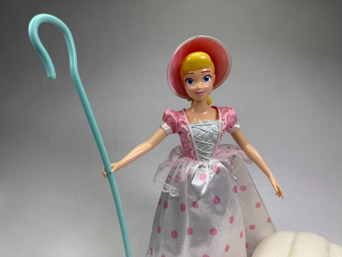 Bo Peep w/ Sheep Toy Story Signature Collection Figure Thinkway