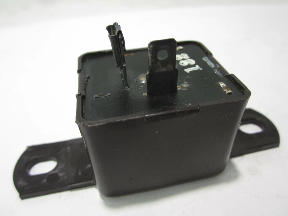 Intermitente de alta resistencia Ford F500-750 68-72 NOS MOTORCRAFT SF106 C7TZ-13350-B Foto 3 de 4