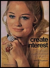 1969 Savings and Loan Association Cybill Shepherd Interest Vintage PRINT AD