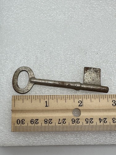 Antique Skeleton Keys Uncut Lot Of 8 Assorted Patterns 2.75" to 3" Germany - Picture 9 of 14
