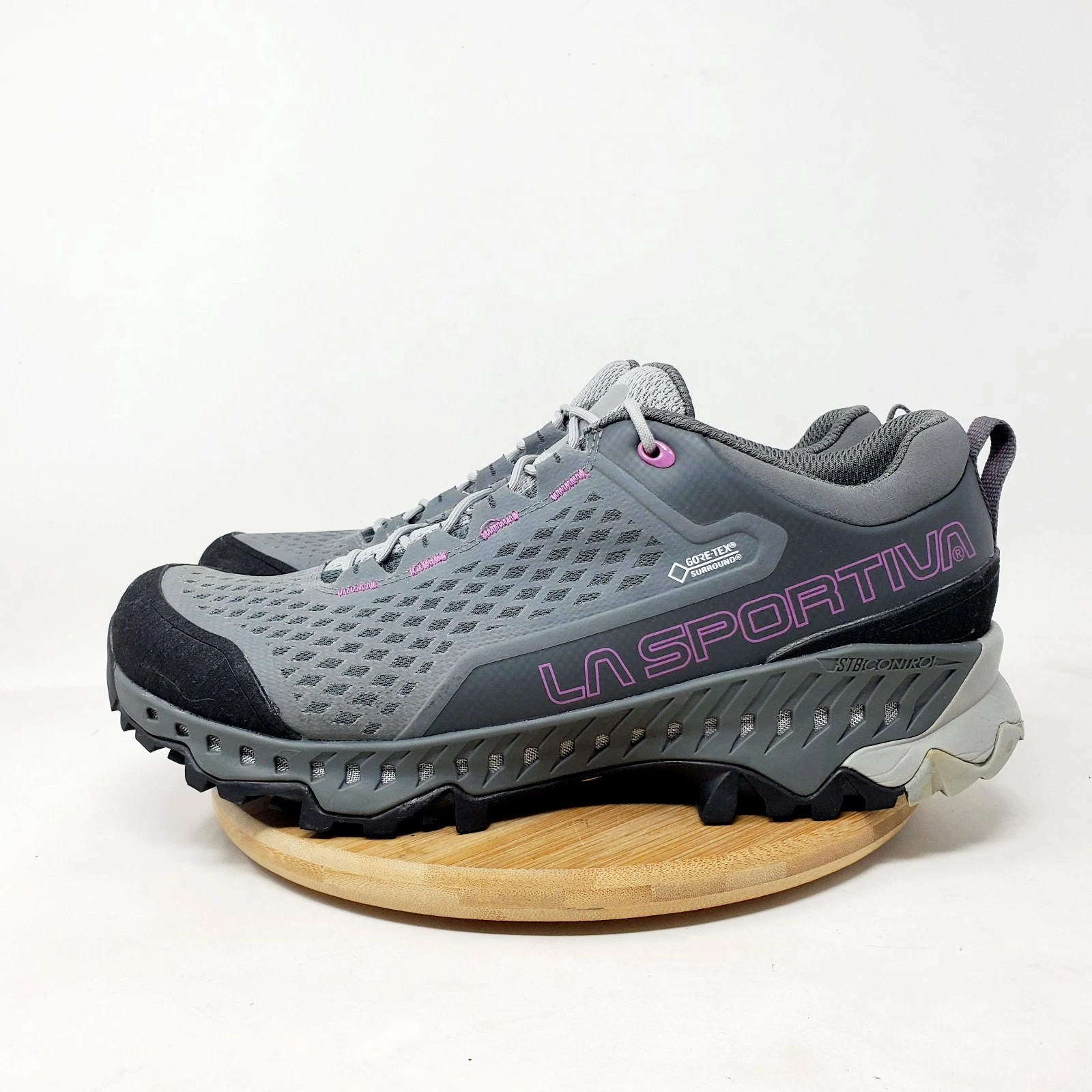 La Sportiva Spire GTX Shoes Womens 11 Trail Hiking Walking Approach WP Sneaker
Opens in a new window