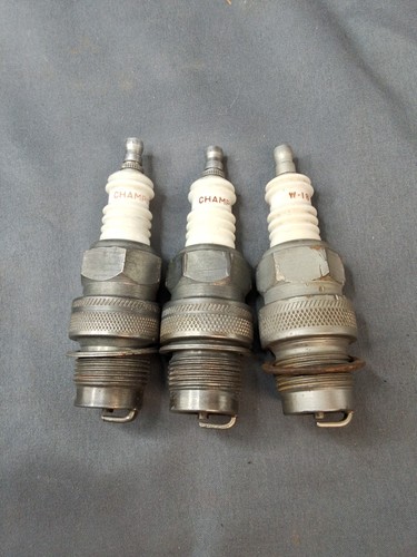 3 Champion W18 518 7/8 Spark Plug Hit & Miss Gas Engine - Good, Clean, Used