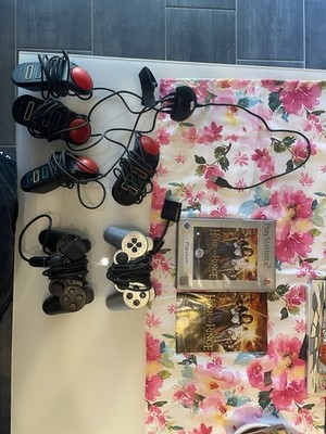 Sony PlayStation 2 Controller 3 Stück Schwarz Und Grau + Herr Der Ringe Ohne CD