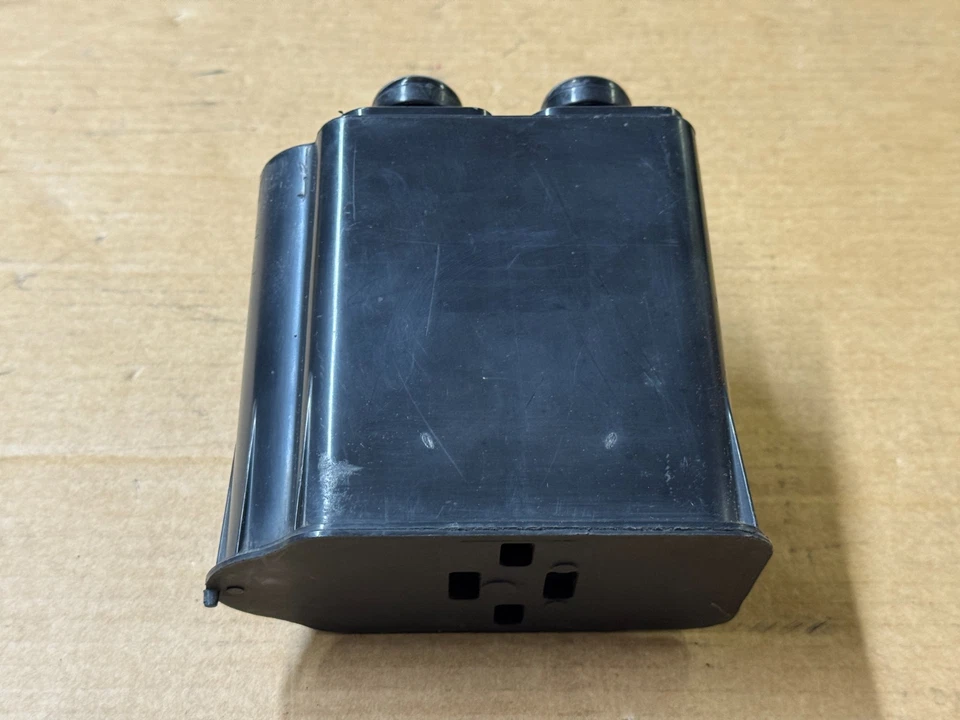 Tanque de combustible emisiones bote carbón SMOG escape Ford Mustang 87-93 fábrica Foto 3 de 4