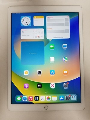 Apple iPad Pro (12.9-inch) A1584 128 GB, Wi-Fi, 12.9 in - Space