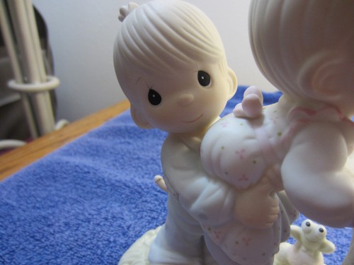 PRECIOUS MOMENTS - BOYS CAN BE HELPFUL...AT TIMES - Picture 4 of 15