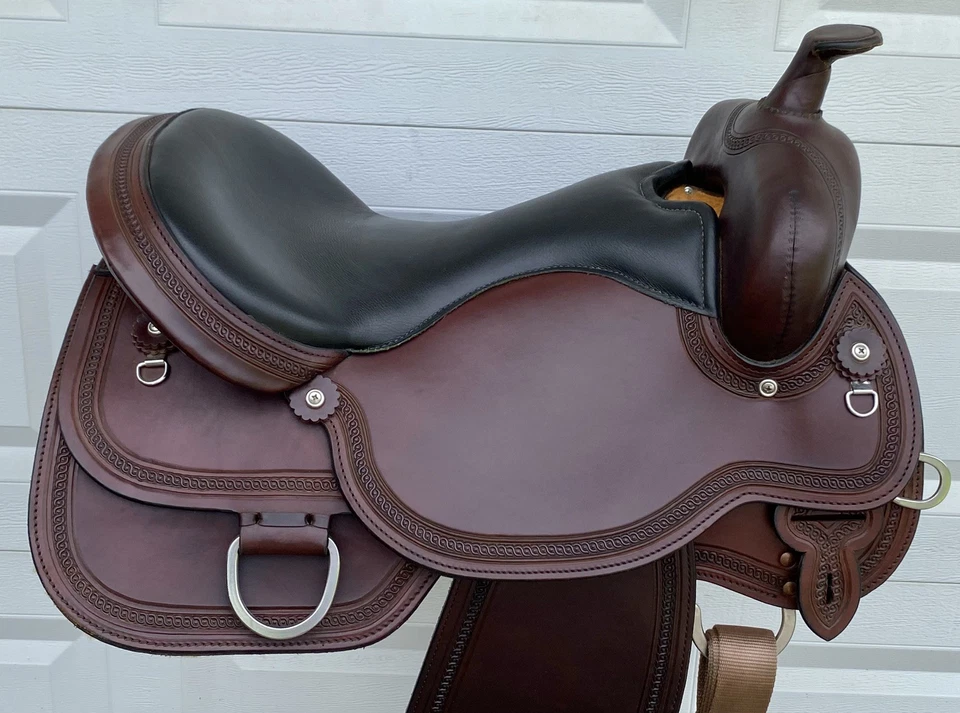 17" Circle Y ULTIMATE Trail~Ranch Show Saddle~2023 Model~SOFTE Leather~LIGHT USE - Image 2 of 4