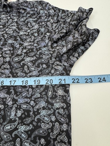 NWT Robert Graham Clubhouse Paisley Performance Golf Polo Shirt MEDIUM Black - Picture 7 of 7