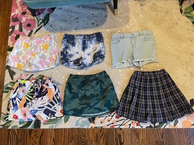 6 GIRLS SHORTS SKORTS SKIRTS GAP OLD NAVY MEDIUM LARGE 10/12