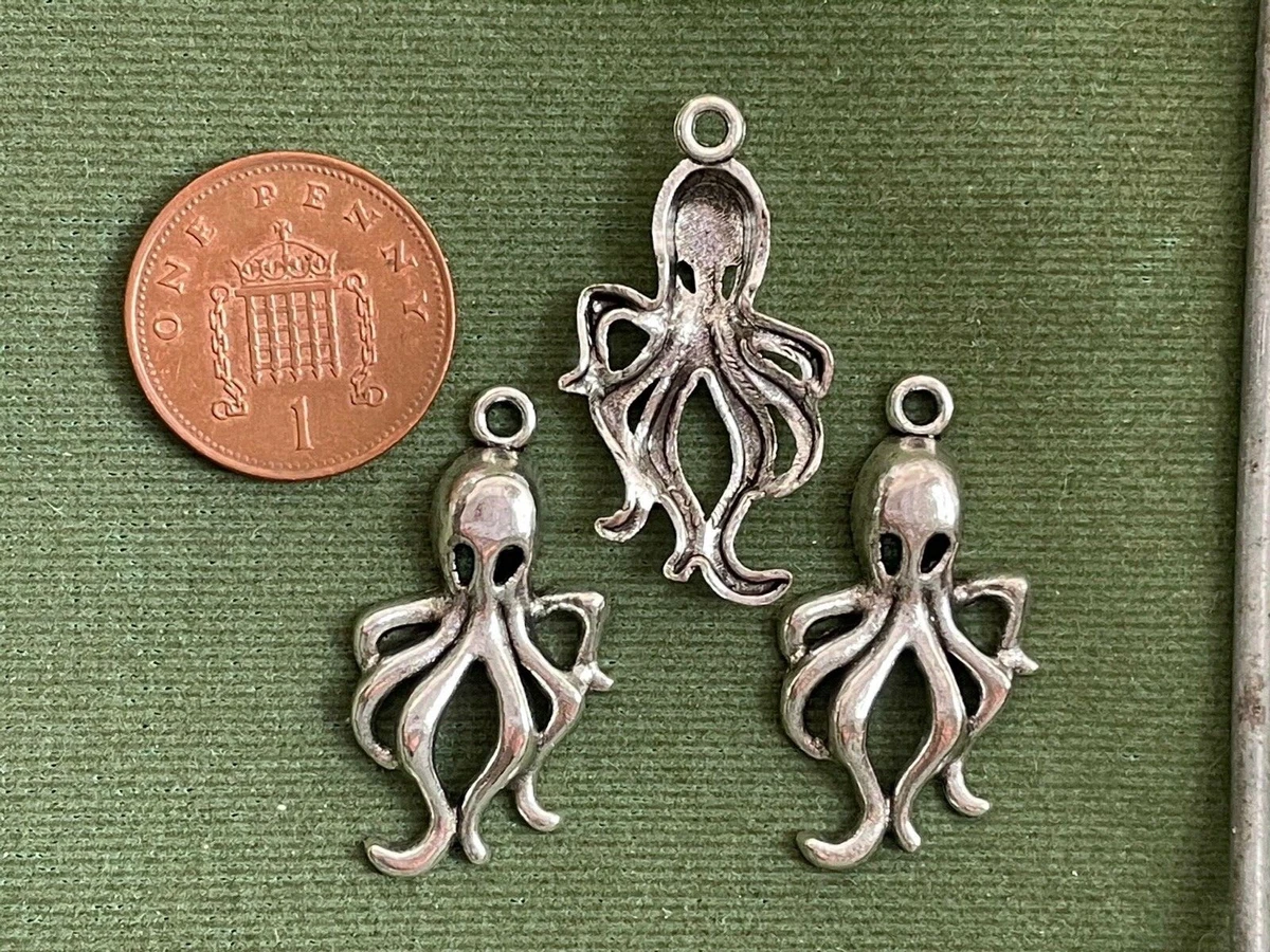 10 Octopus Charms antique silver Sea Life