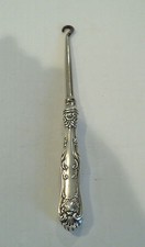 VICTORIAN AMERICAN "FRANK M. WHITING" STERLING SILVER SHOE / BUTTON HOOK