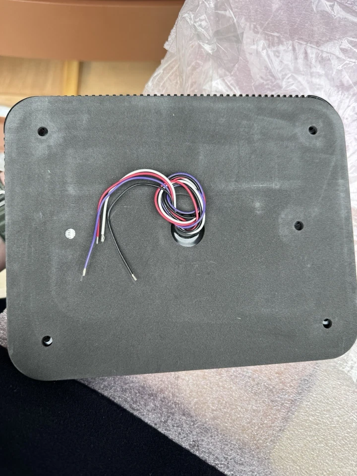 Luz LED serie Quadraflare Federal Signal Corporation QL97XFC-RE12 voltios Foto 2 de 3