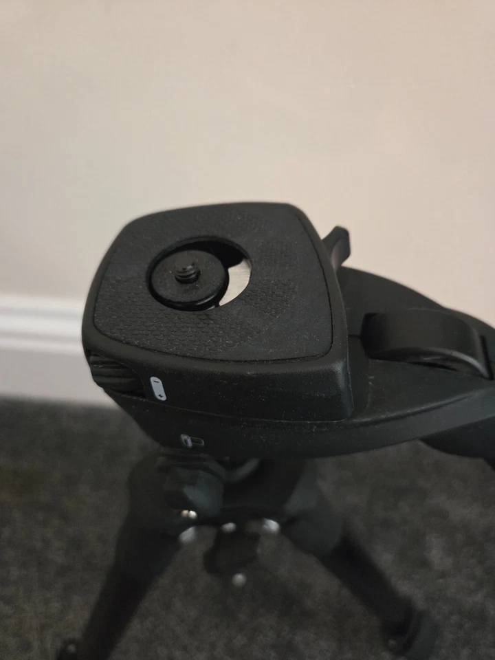 Manfroto Tripod Compact Action MKCOMPACTACN-BK, excellent condition - Image 2 of 4