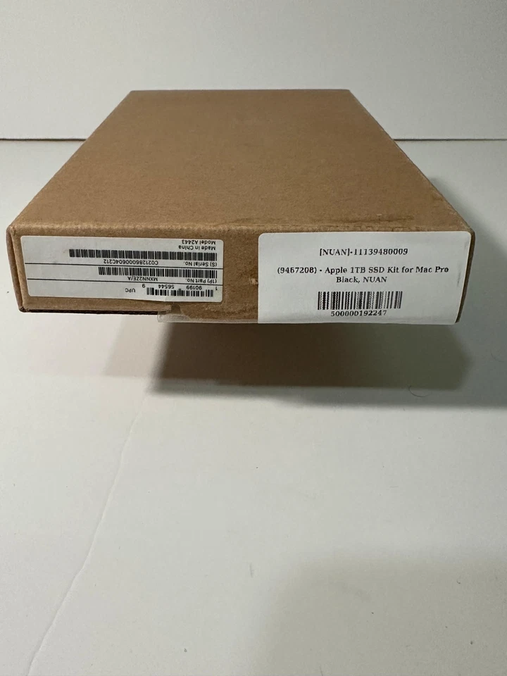 Brand new Apple 1TB SSD Kit for 2019 Mac Pro (7,1) Sealed Pack - Image 3 of 3