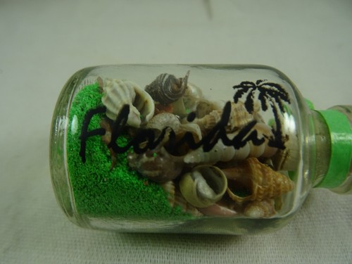 Florida Green Sand & Shells Bottle Souvenir 2" NWT NEW - Picture 2 of 7