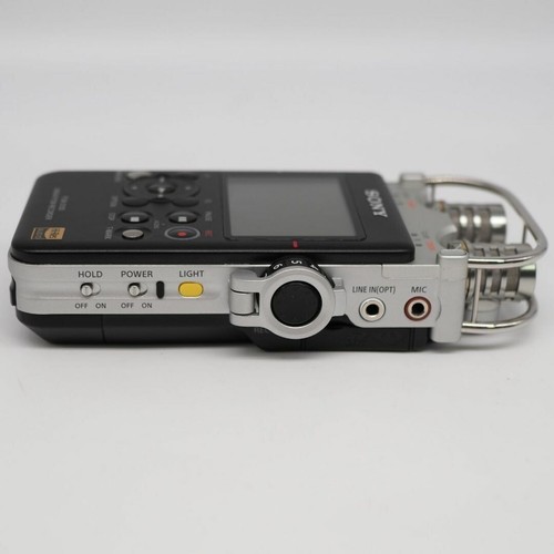Quasi come nuovo!! SONY PCM-D100 Registratore Stereo Portatile Alta Risoluzione Nero Argento - Foto 7 di 7