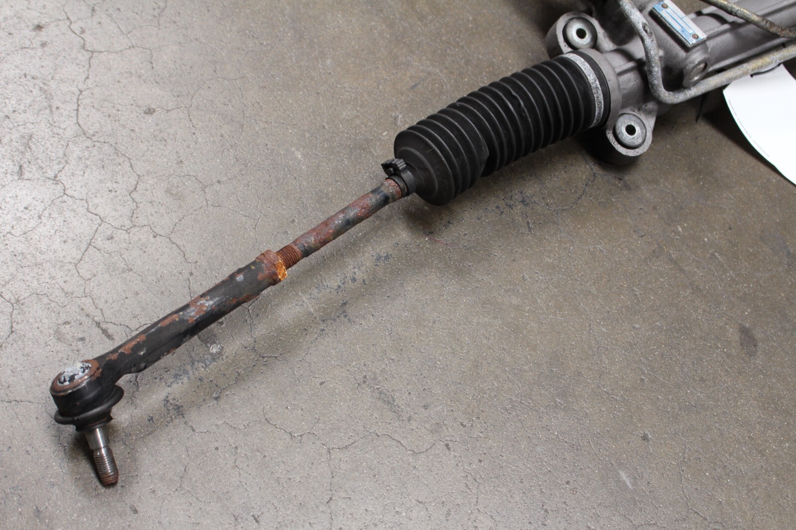 Ferrari 456 M, Steering Gear Rack, Rusted Outer Tie Rods, Used, P/N 174950