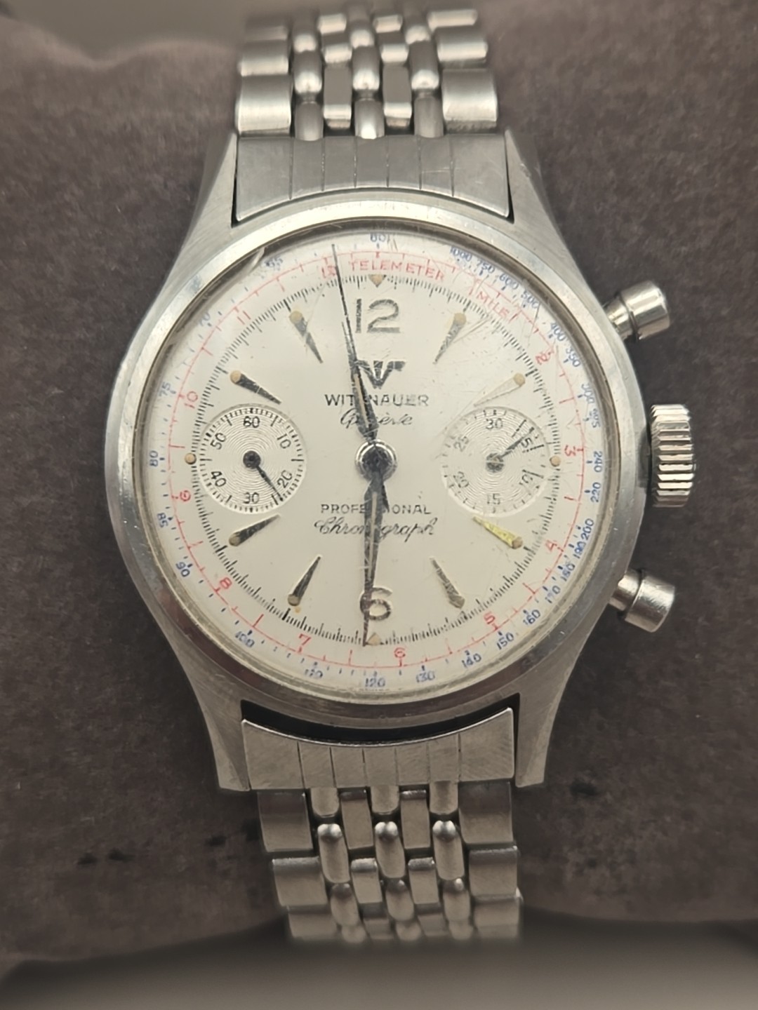 VINTAGE WITTNAUER REF 228T CHRONOGRAPH CIRCA 1950’S SWISS MANUEL WIND 