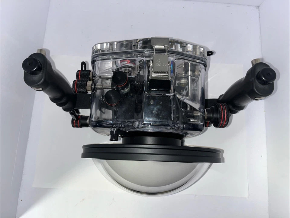 Carcasa convertidor Ikelite TTL para substrobos DS - sistema de enlace heredado Foto 3 de 4