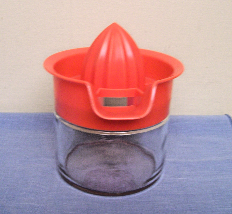 GEMCO Citrus Reamer Hand JUICER EXCELLENT