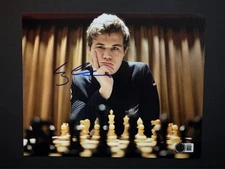 Magnus Carlsen Rare! autographed signed CHESS Grandmaster 8x10 photo Beckett BAS
