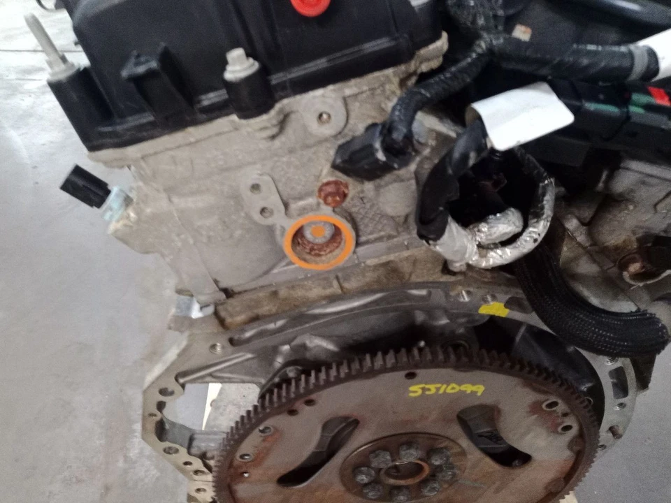 Engine / Motor Assembly 2016 Ram1500 Sku#4272655 Foto 4 de 4