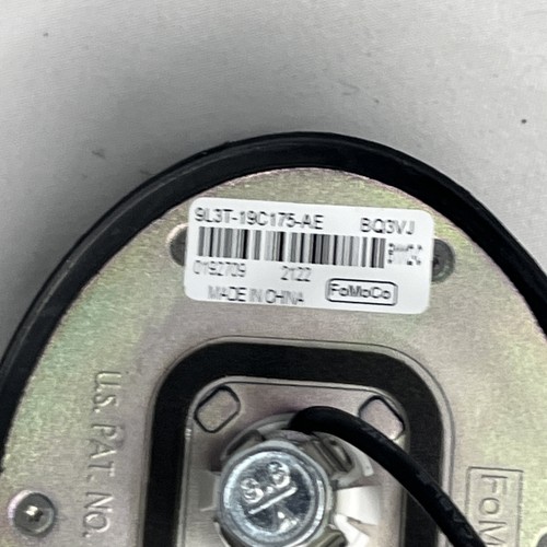 Ford 2010-19 F150 / E-Series Roof GPS Antenna Aerial Assembly P/N: 9L3T-19C175AE - Picture 3 of 5