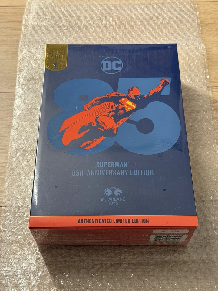 McFarlane Superman 85 Aniversario Etiqueta Dorada 2023 SDCC Exclusivo Nuevo Foto 2 de 4
