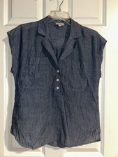 Loft Outlet v-neck short sleeve popover collared shirt ladies XS