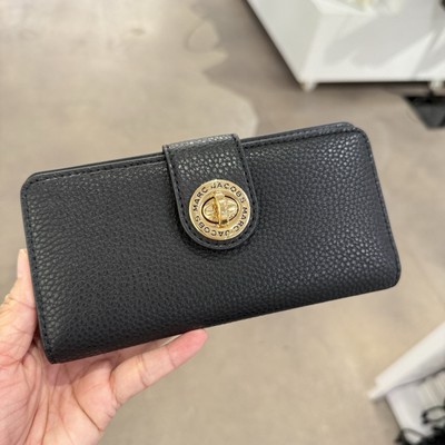 Marc Jacobs 4F4SMP011S01 Turnlock Wallet In BLack Gold Plate | eBay