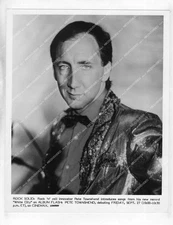 o39677 1980's orig photo musician rock artist Pete Townshend HBO TV special orp-