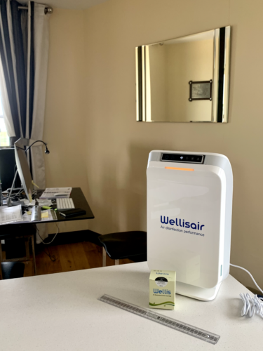 WellisAir Air Purifier & Surface Sanitiser - Picture 1 of 5