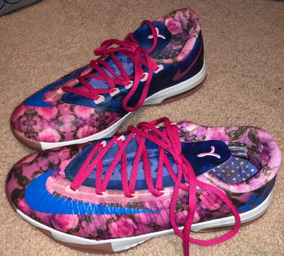 kevin durant breast cancer shoes