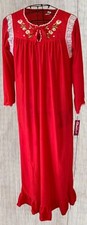 Vtg Glencraft Red Nightgown Embroidered Floral Detail  Union Made - SZ MED - NWT