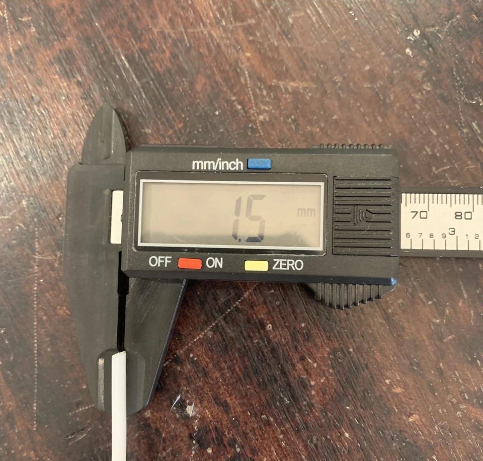 Corsé de hueso de plástico pulido plano de 6 mm permanece rollo continuo deshuesado por medio mtr Foto 4 de 4