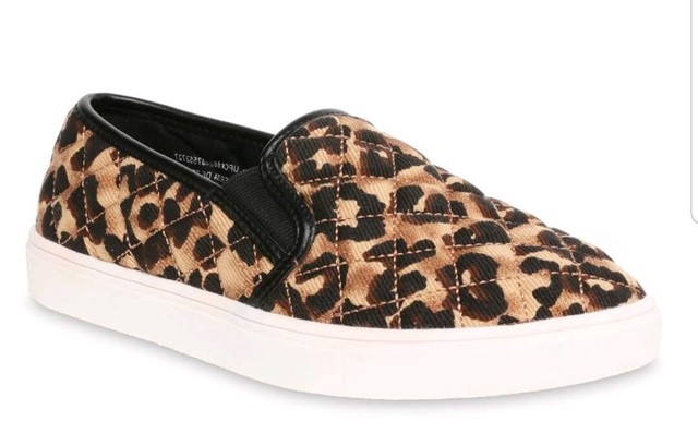 time and tru slip on shoes