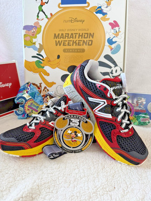 runDisney MICKEY MOUSE - 1st Ed. -New Balance 860v3, Size 9.5 M, ULTRA RARE -NIB