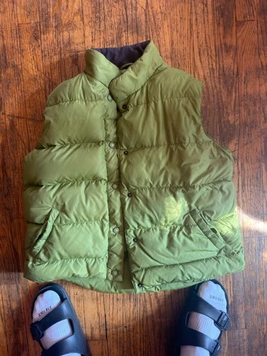 Cabela's Premier Northern Goose Down Puffer Vest Mens Medium Green Snap Front - product listing photo