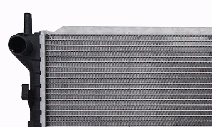 Radiador nuevo para Ford Focus 2004-2007 2,0 L 2,3 L Foto 3 de 4