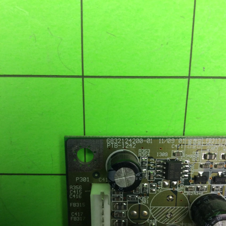 Gateway FPD1520 Monitor Main Video Board PTB-1242 6832124200-01 - Image 3 of 4