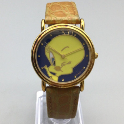 Armitron Tweety Bird Watch Women 33mm Gold Tone Leather Band New Battery