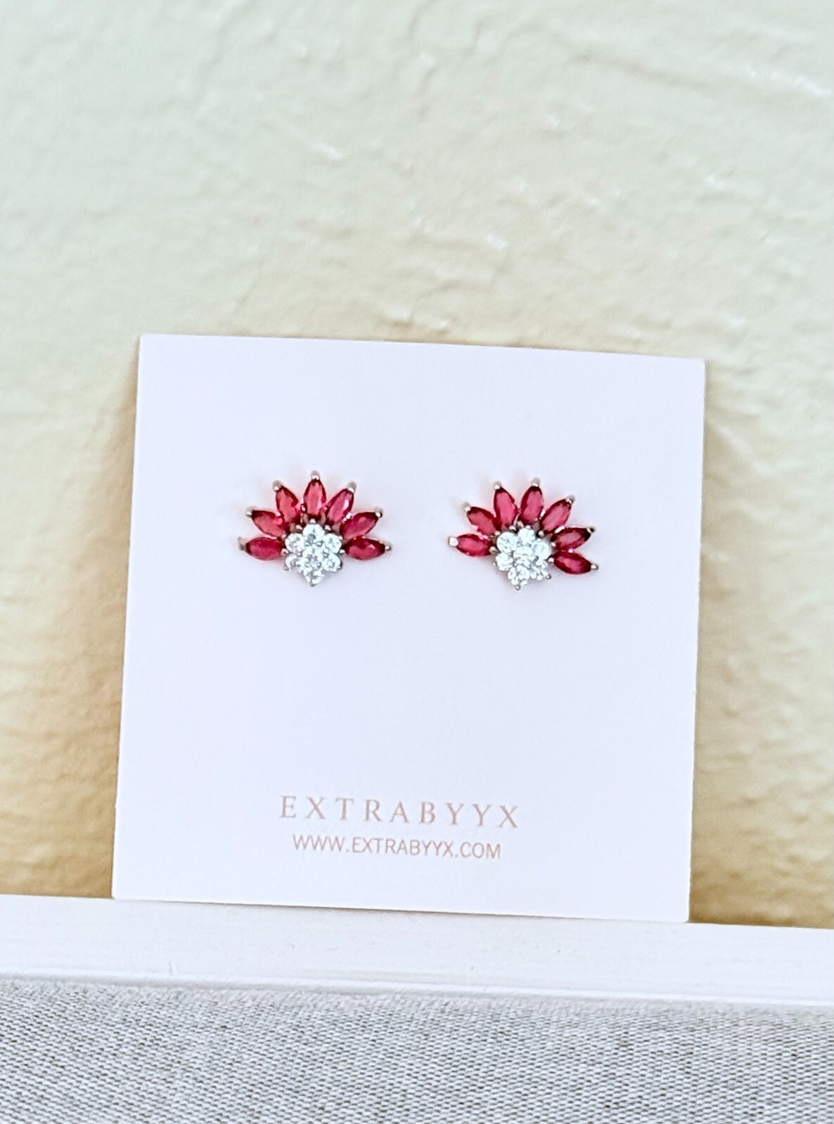 EXTRABYYX Brand New Beautiful Stud Earrings for Women-image